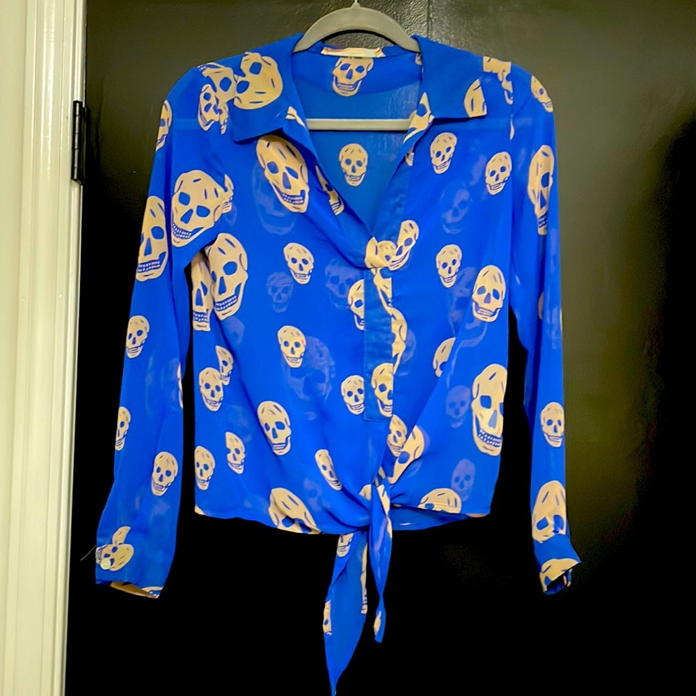 Like new hardly worn smoke free home shear fabric